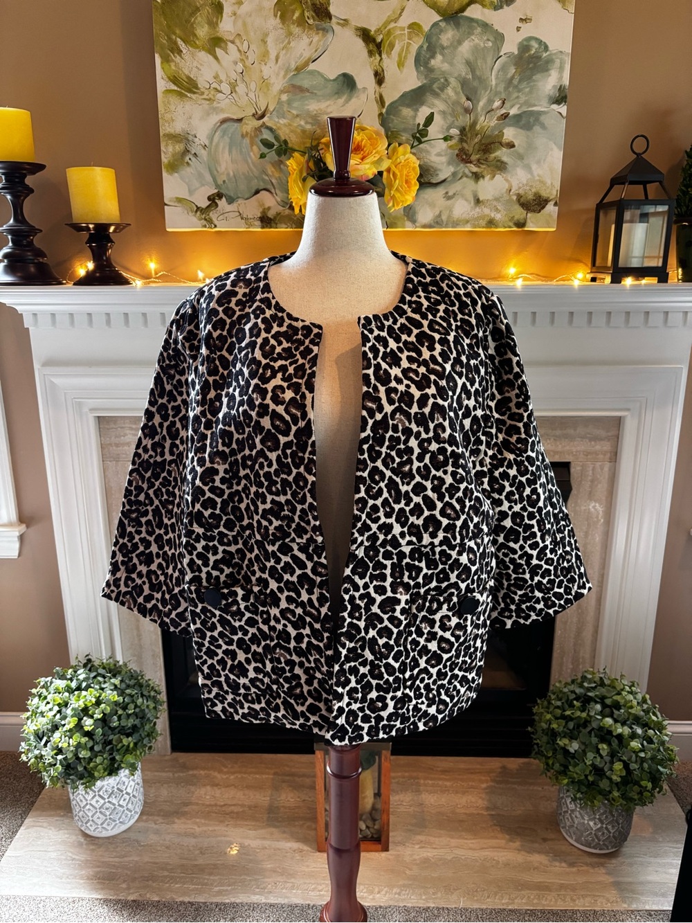 *NEW* Chico’s Modern Jacquard Animal Print Long Sleeve Jacket - Size 20/22